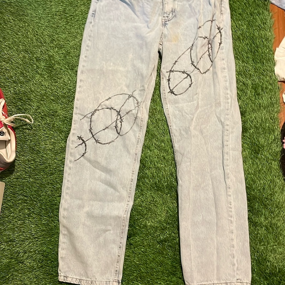 Blue vintage 34” jeans